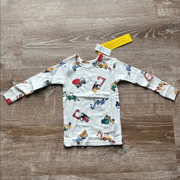 Gap NWT Organic Cotton Construction Pajamas size 2T - Picture 4 of 9